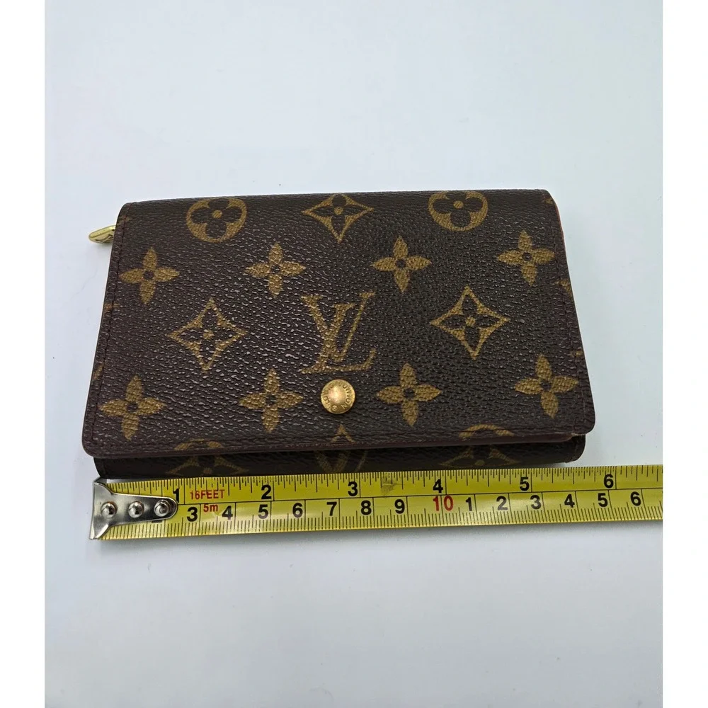 Louis Vuitton‎ Monogram Canvas Small Wallet Snap Closure Authentic
